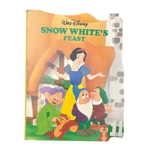 Disney Vintage 1988 Snow White's Feast Storybook, Hardcover, 11.5” x 9.5”